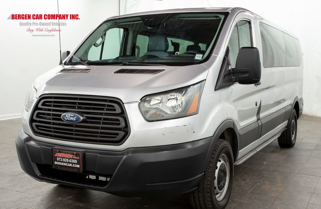 Used 2016 Ford Transit 350 XL image 4