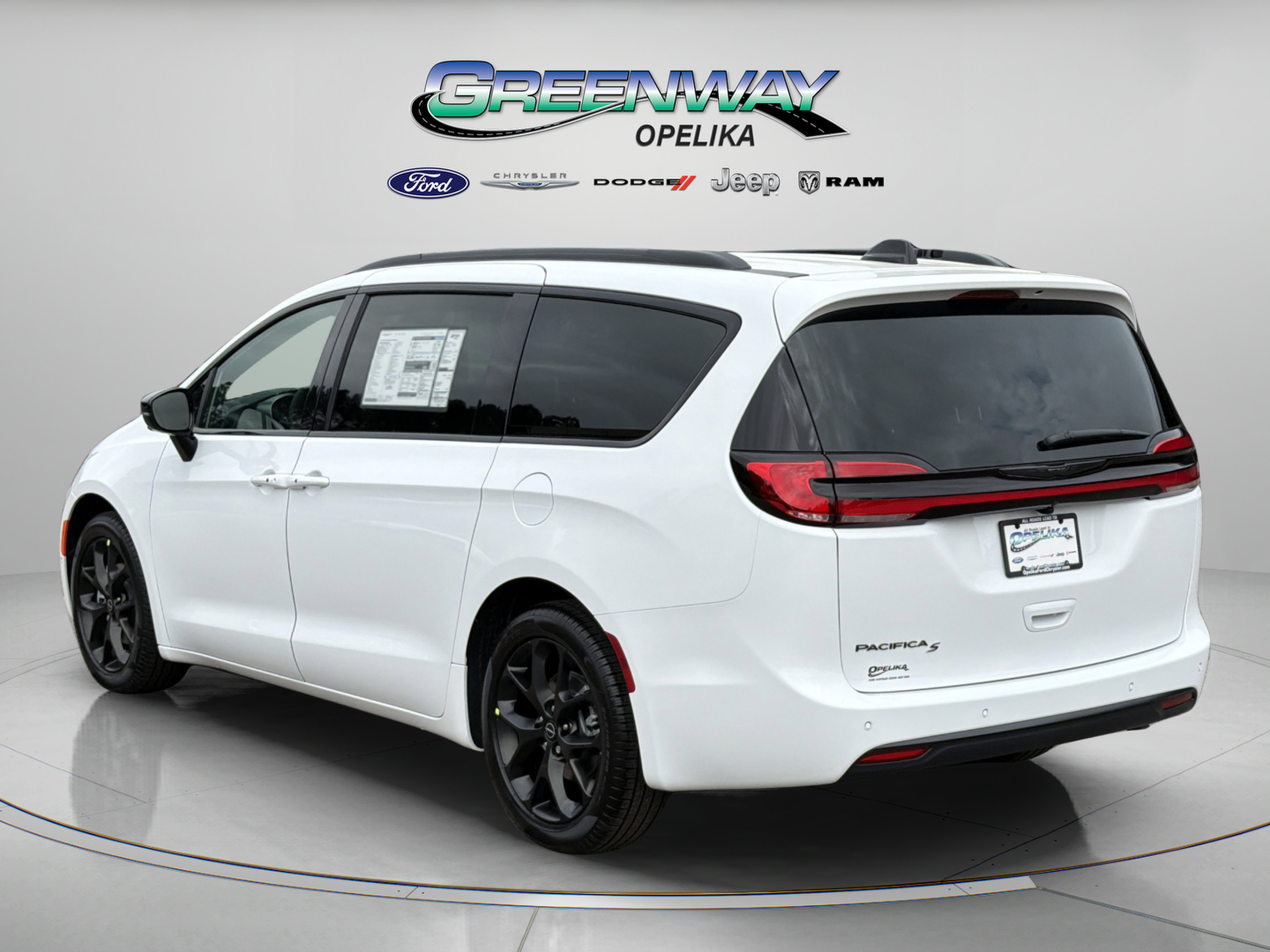 New 2026 Chrysler Pacifica Select w/ S Appearance Package FWD image 3