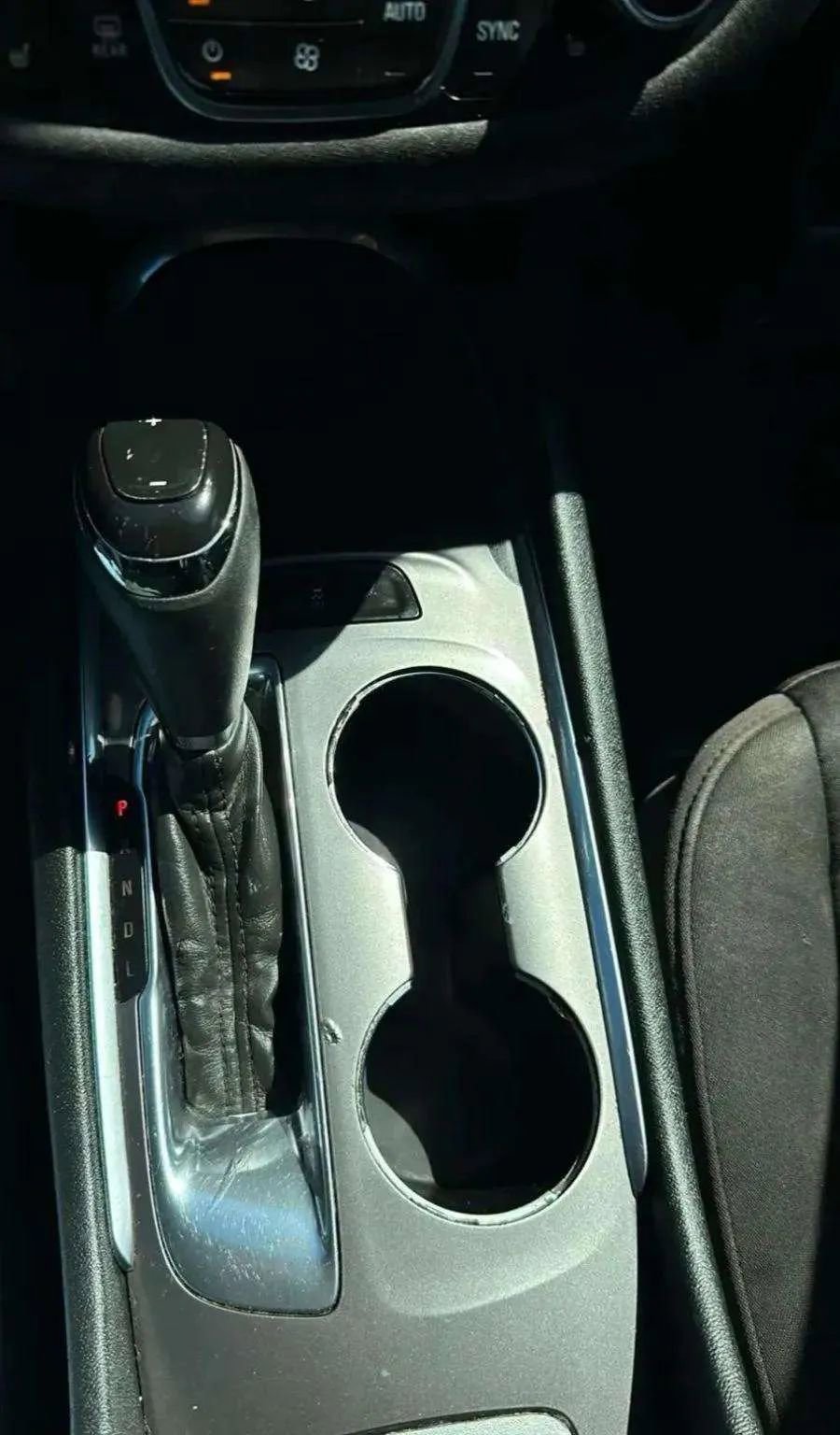 Used 2020 Chevrolet Malibu LT image 37