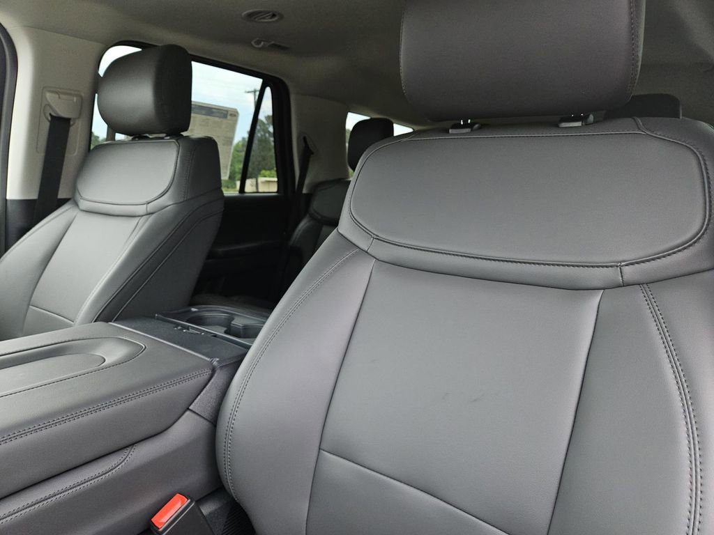 New 2026 Ford Expedition Active RWD image 23