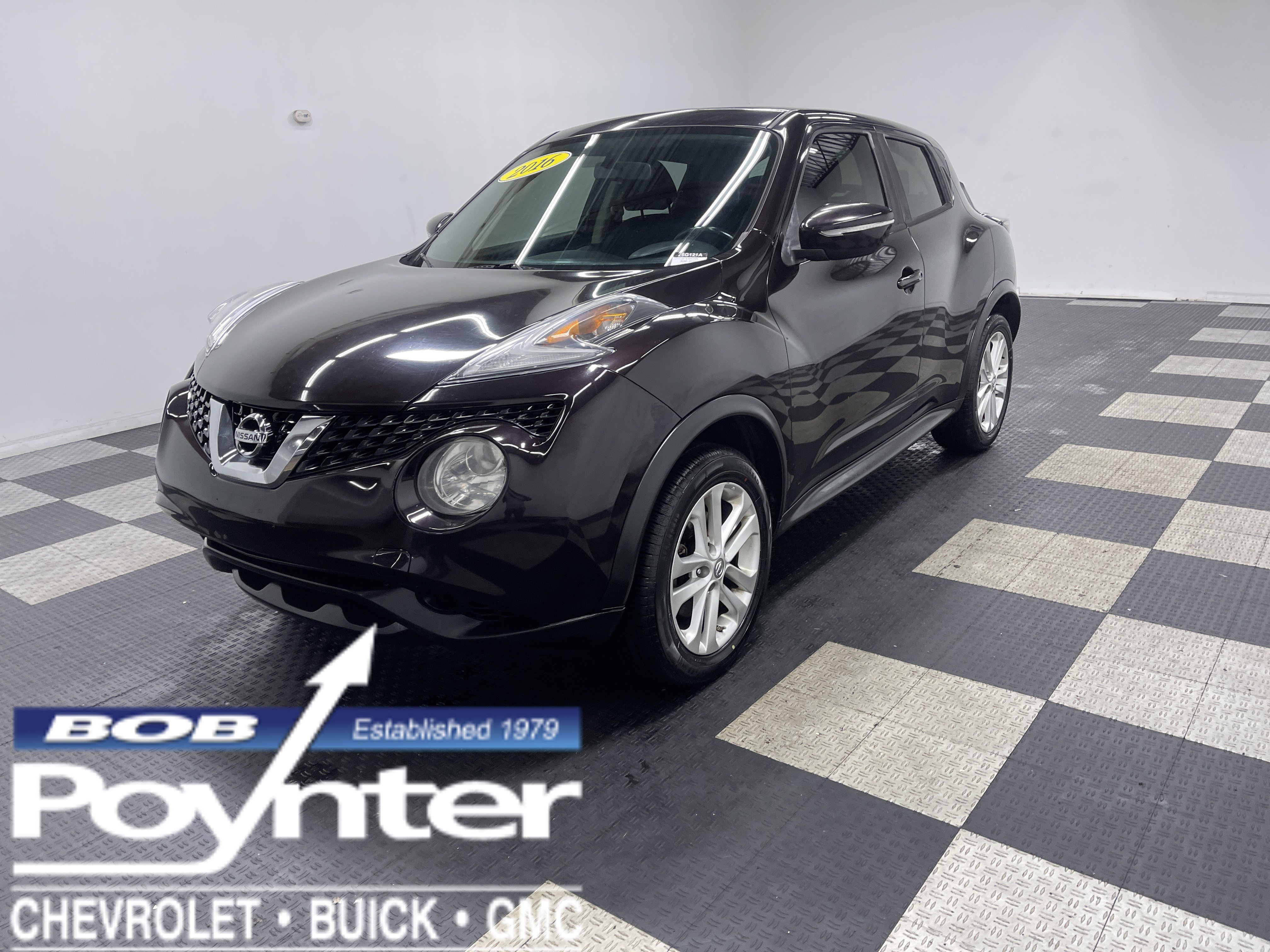 Used 2016 Nissan Juke SV w/ Cold Weather Package