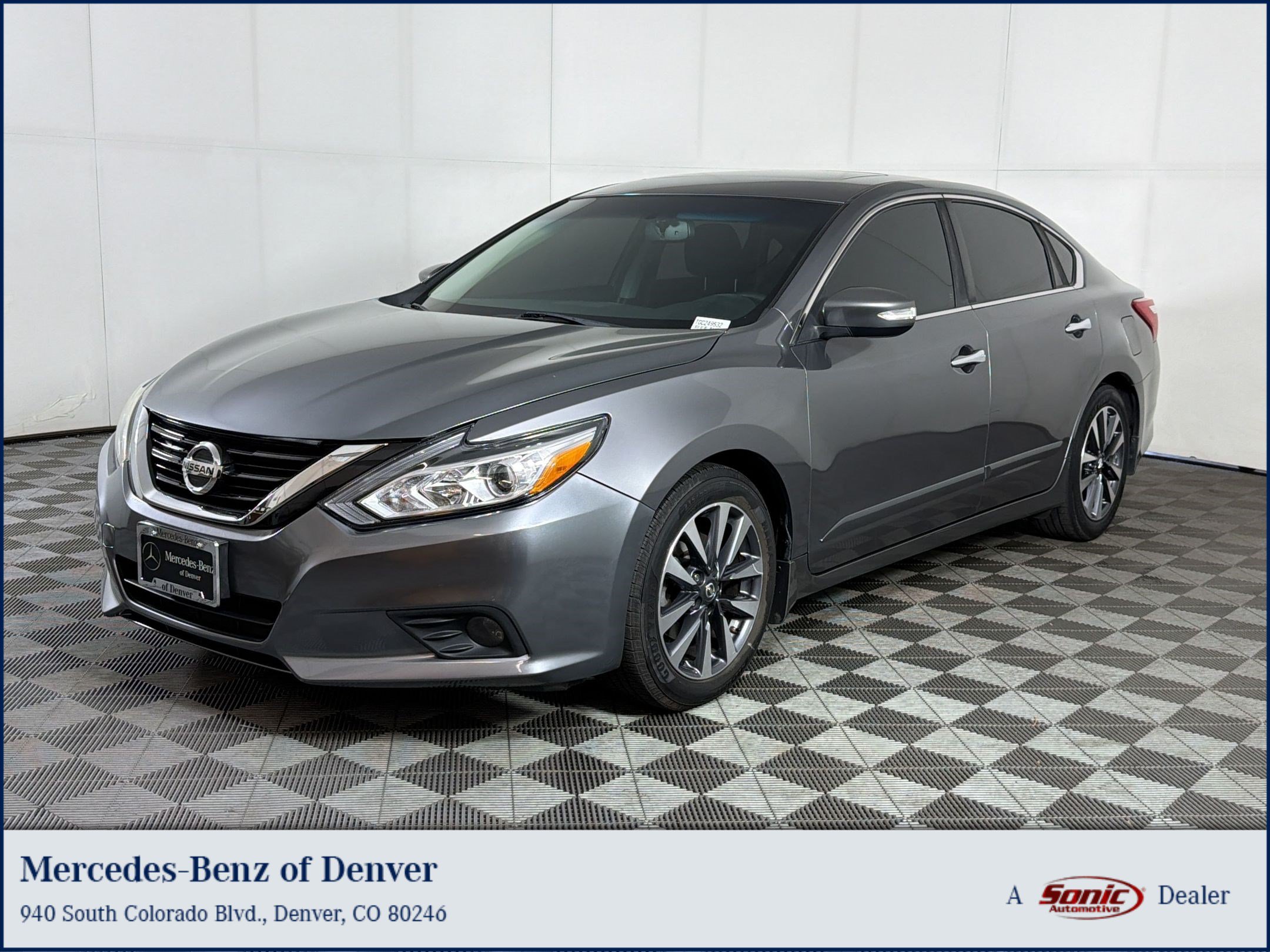 Used 2016 Nissan Altima 2.5 SV w/ Convenience Package FWD image 1