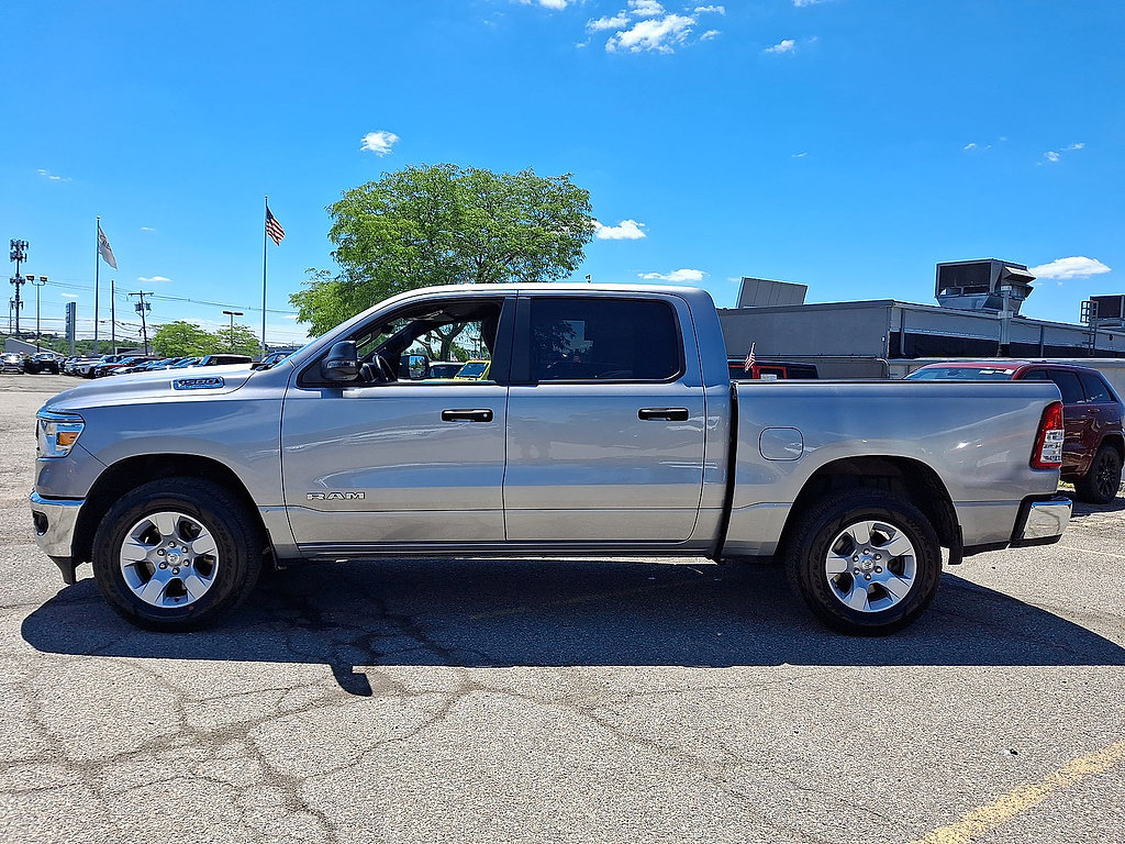 Used 2023 RAM 1500 Big Horn AWD/4WD image 5