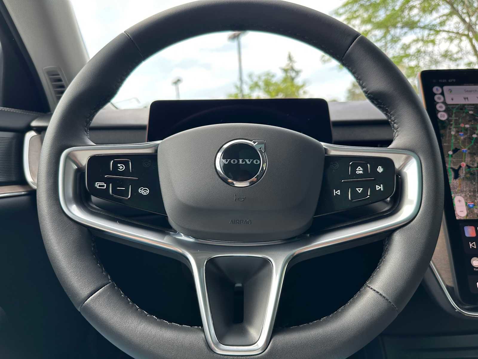 New 2025 Volvo EX90 Ultra image 25