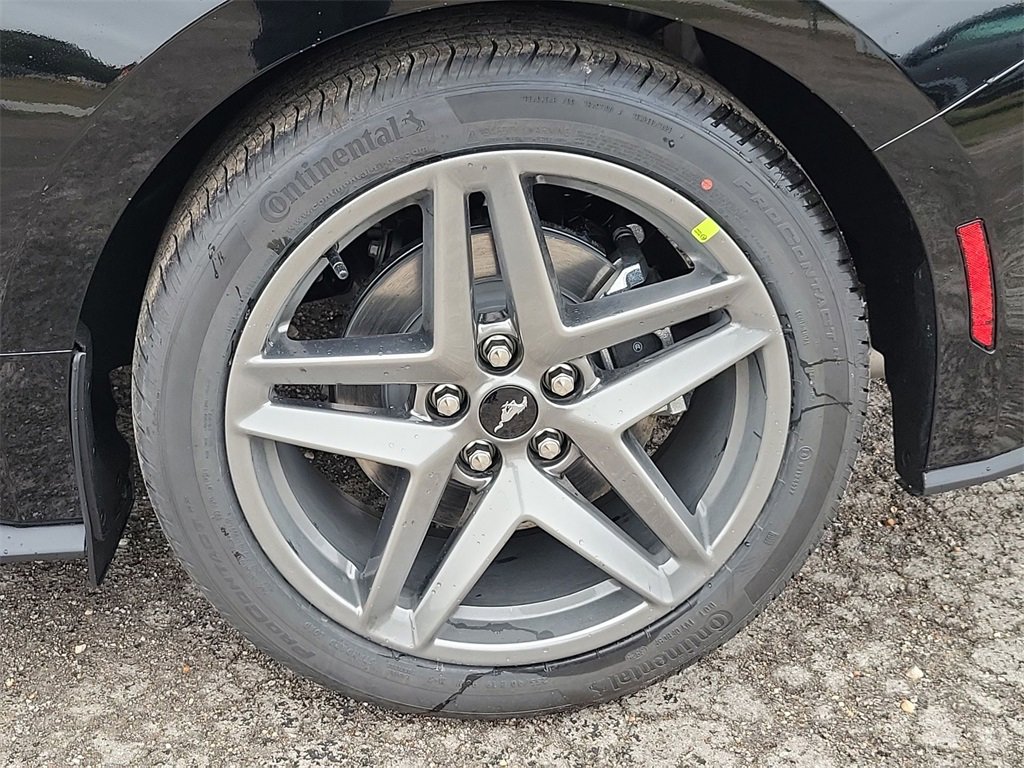 New 2026 Ford Mustang Coupe image 18