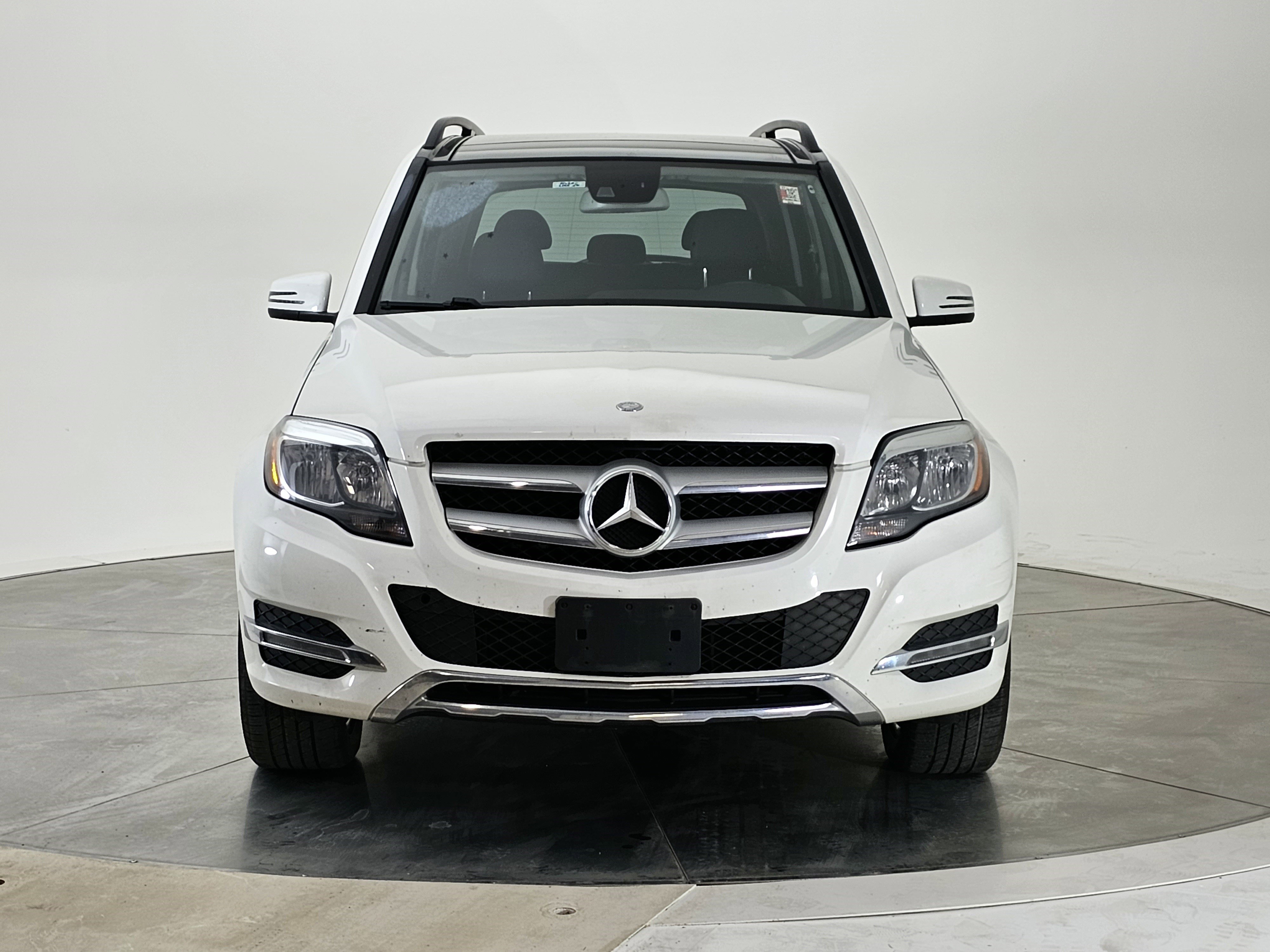 Used 2015 Mercedes-Benz GLK 350 4MATIC image 5
