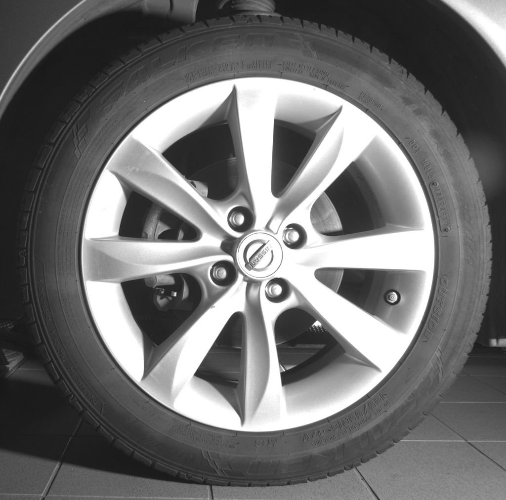 Used 2015 Nissan Versa Note w/ SL Tech Package FWD image 18