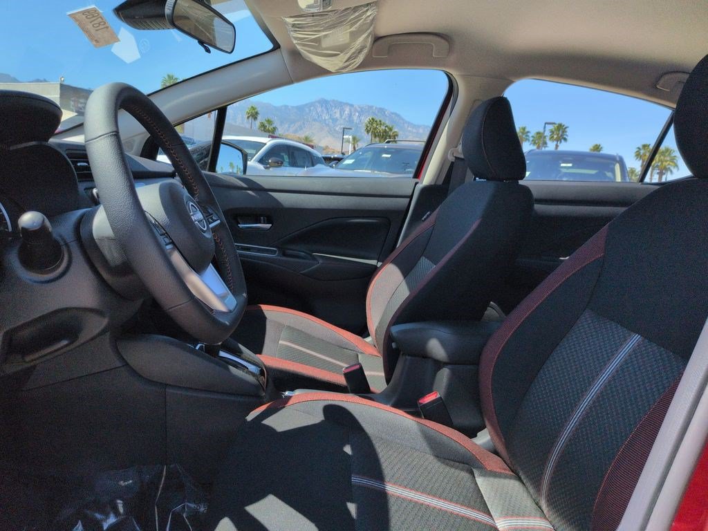 New 2025 Nissan Versa SR w/ Trunk Package FWD image 12