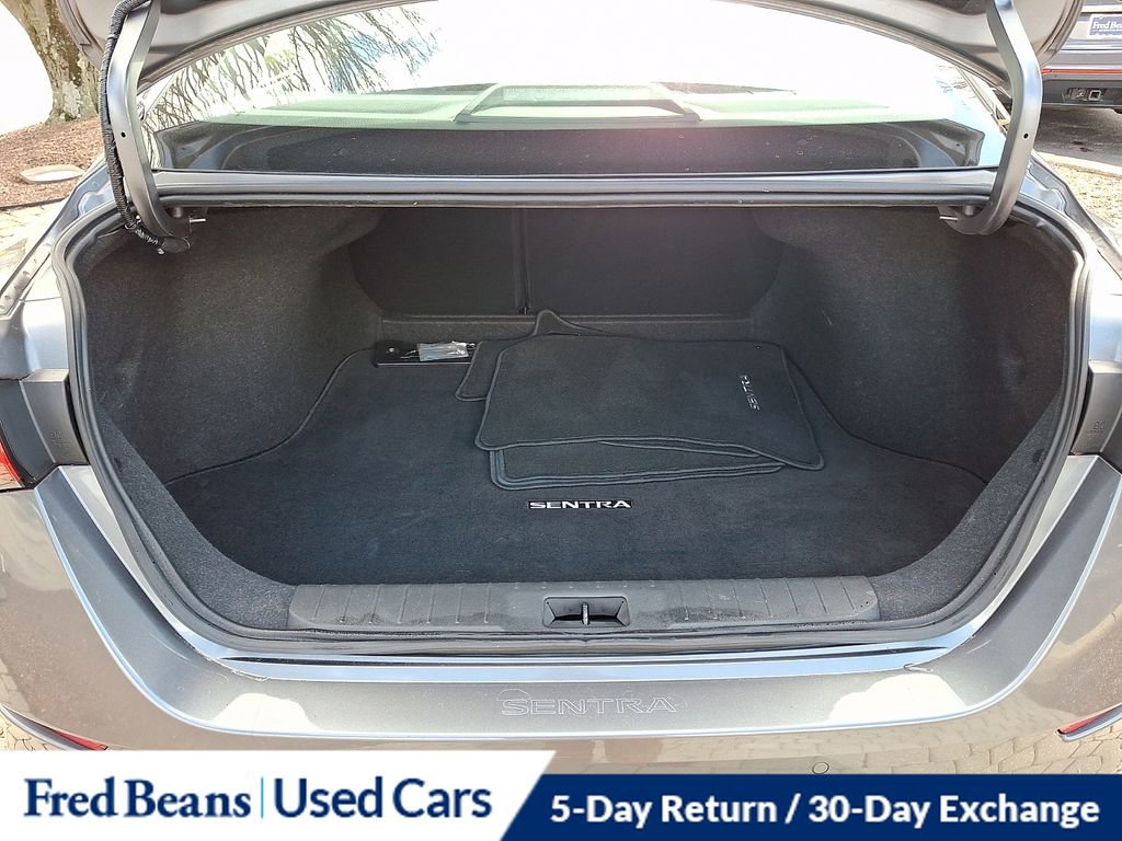 Used 2023 Nissan Sentra SR w/ SR Premium Package image 31