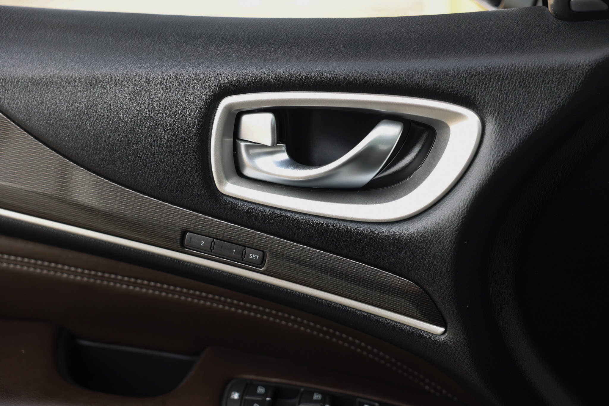 Used 2019 INFINITI QX60 Luxe w/ Essential Package FWD image 46