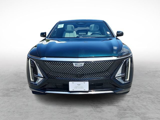 Certified 2024 Cadillac Lyriq Luxury AWD/4WD image 2