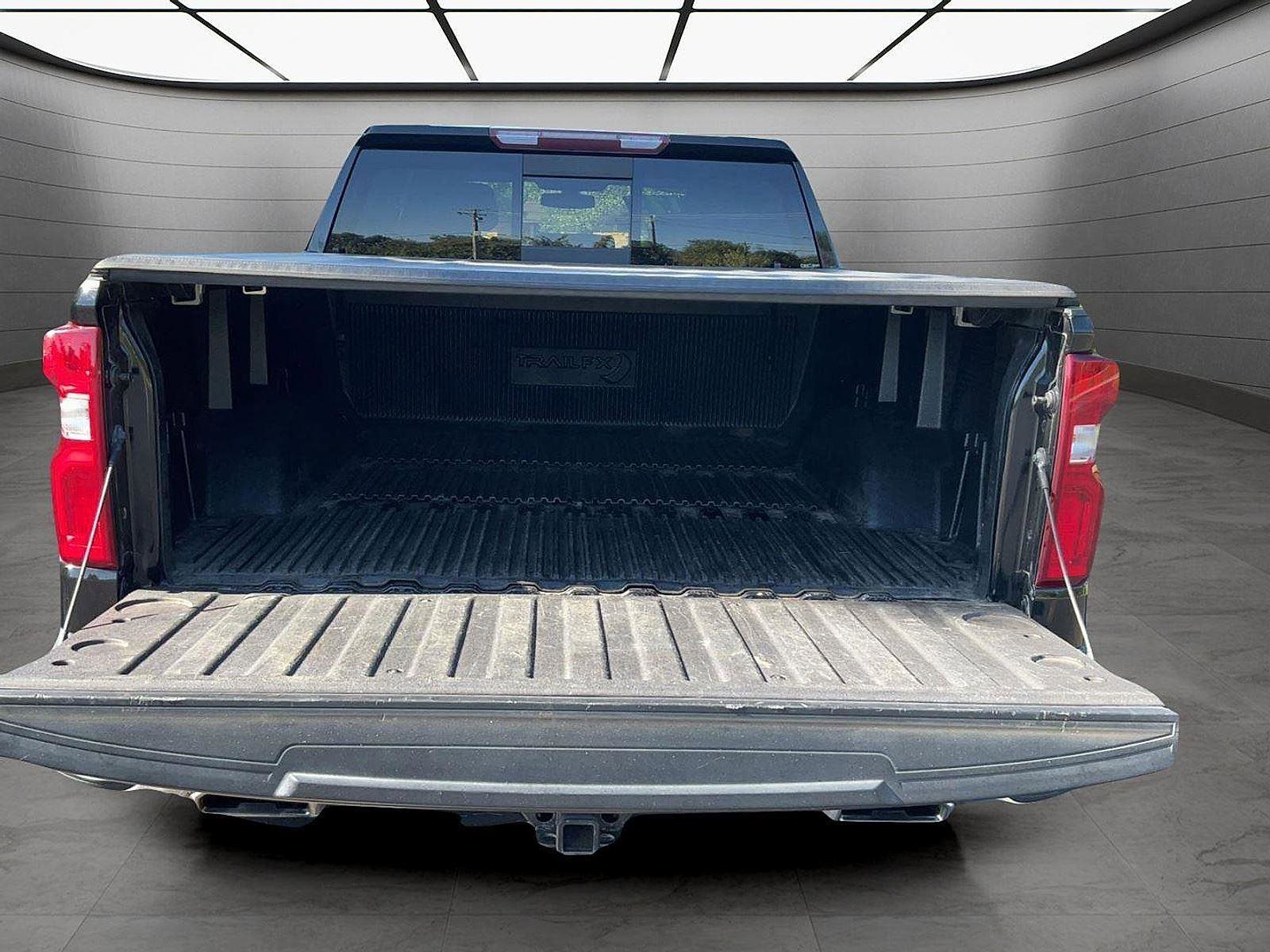 Used 2019 Chevrolet Silverado 1500 LTZ image 10