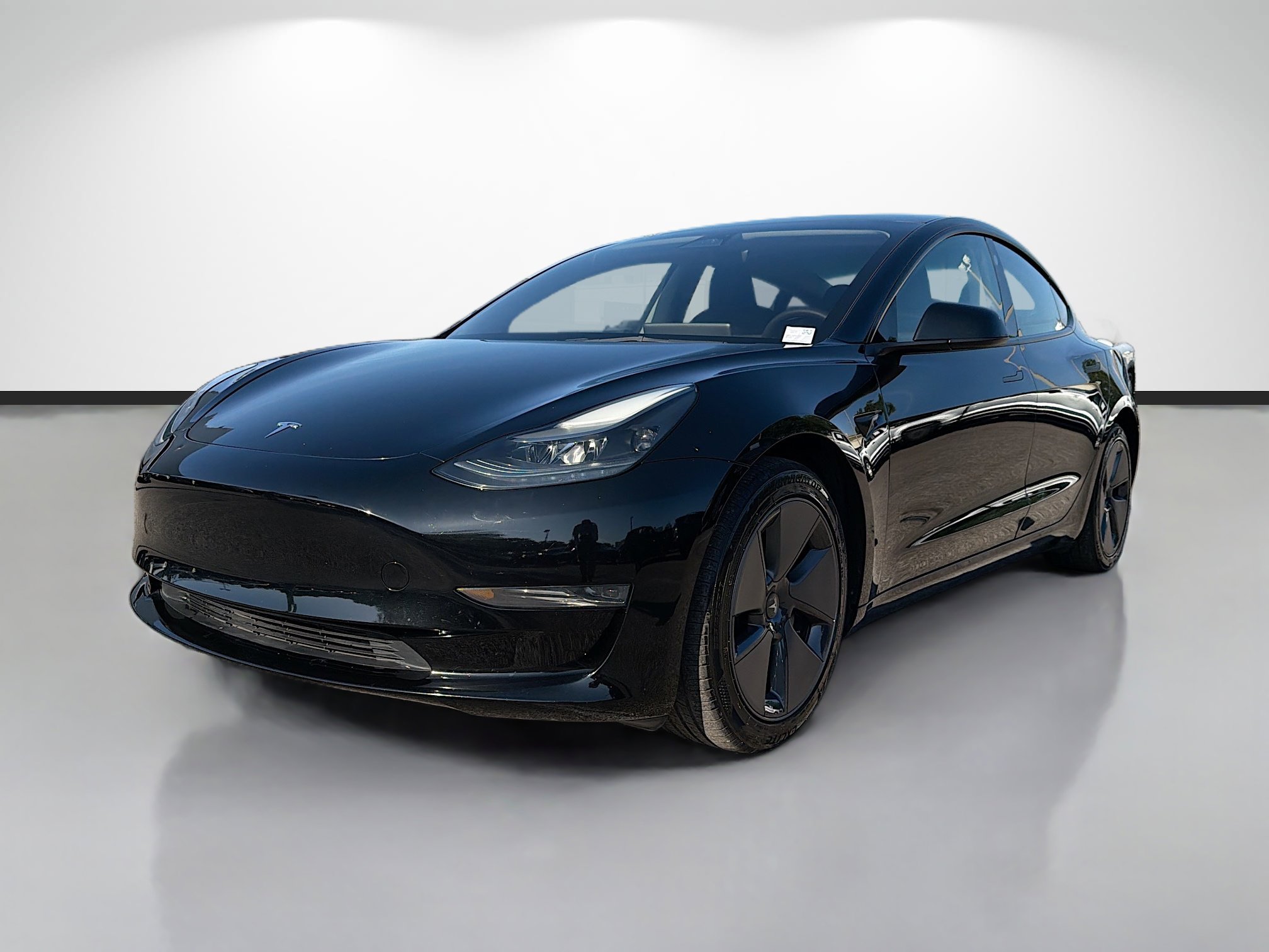 Used 2023 Tesla Model 3 Standard Range image 7