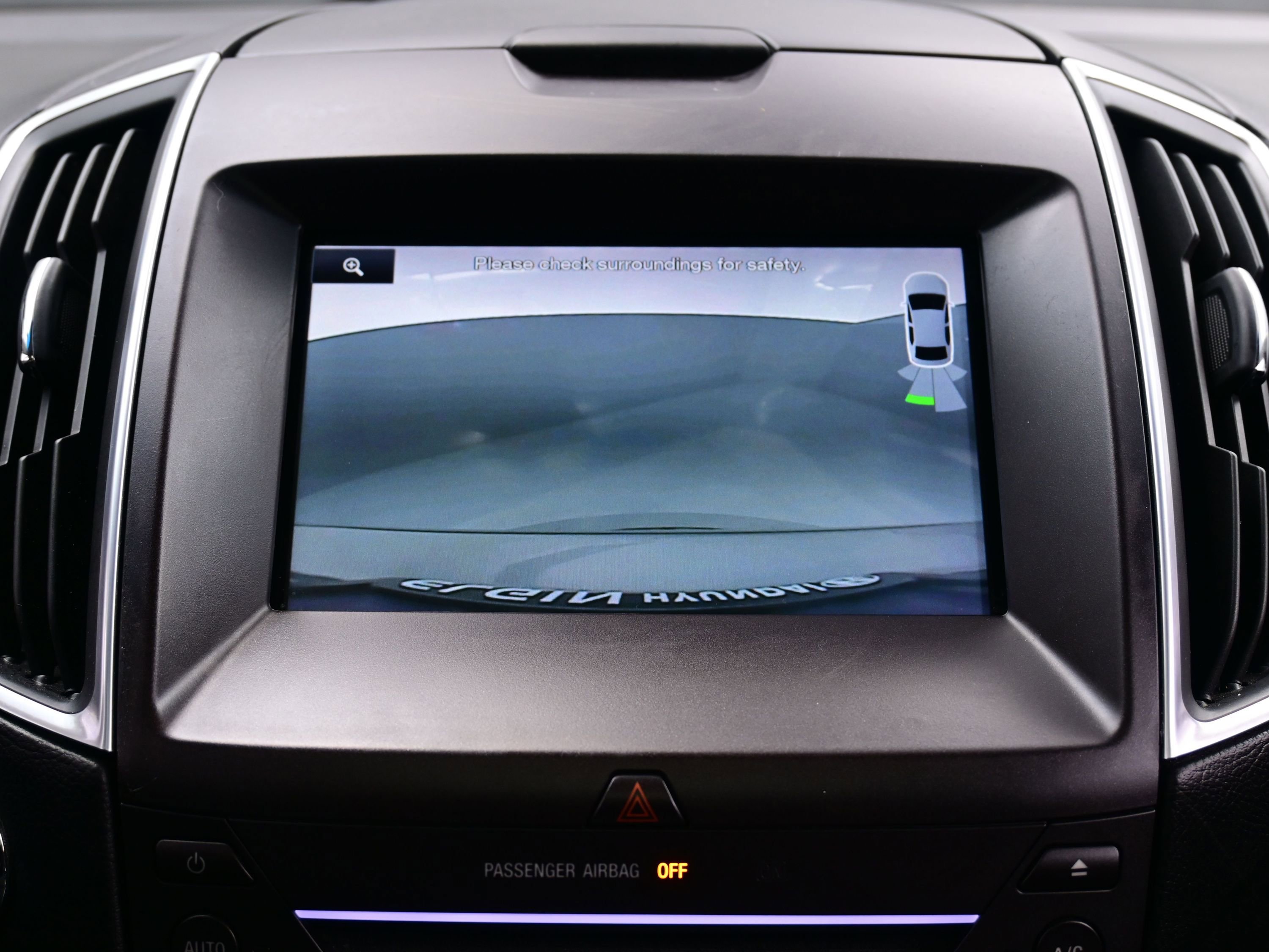 Used 2015 Ford Edge Titanium w/ Equipment Group 301A image 19