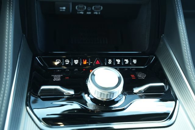 New 2026 Jeep Grand Wagoneer Summit AWD/4WD image 40