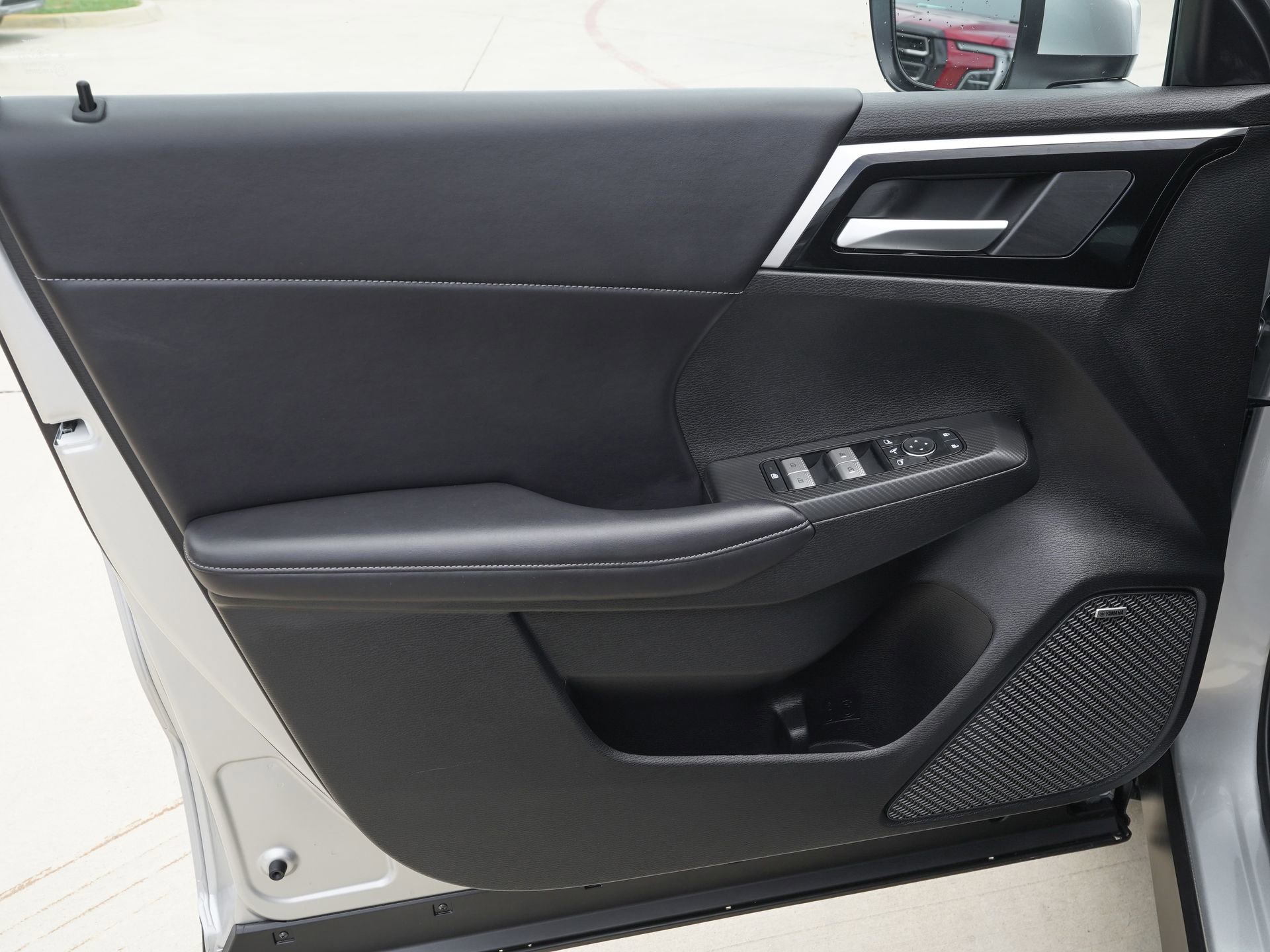 New 2026 Mitsubishi Outlander SE FWD image 8