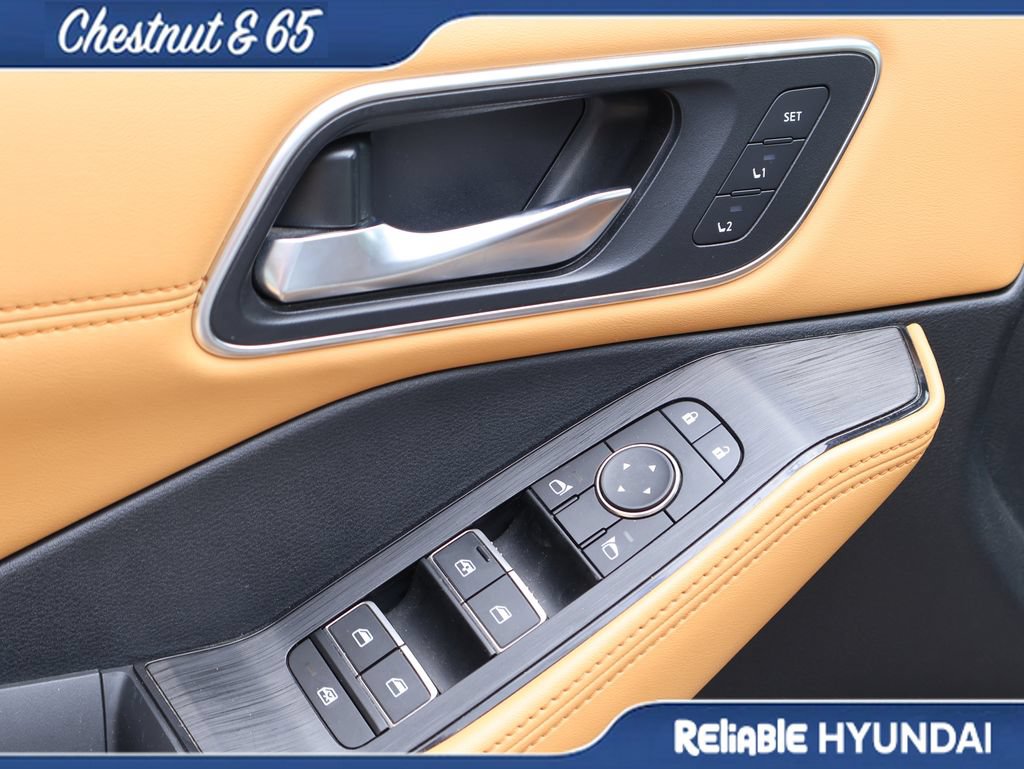Used 2023 Nissan Rogue Platinum w/ Platinum Premium Package AWD/4WD image 24