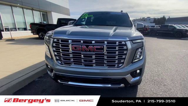 Certified 2025 GMC Yukon XL Denali image 3