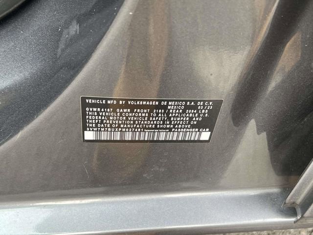 Certified 2023 Volkswagen Jetta SE w/ Panoramic Sunroof Package image 18