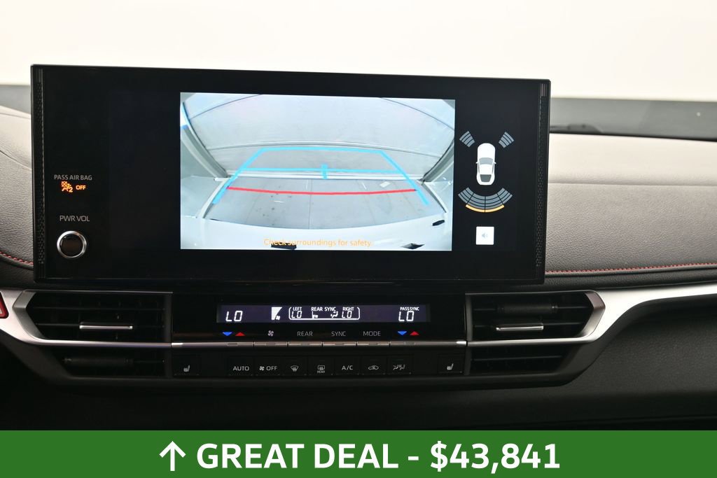 Used 2025 Toyota Sienna XSE AWD/4WD image 23