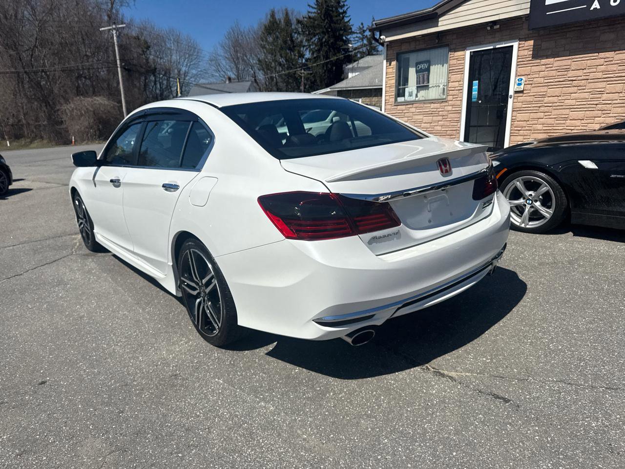 Used 2017 Honda Accord Sport Special Edition image 12