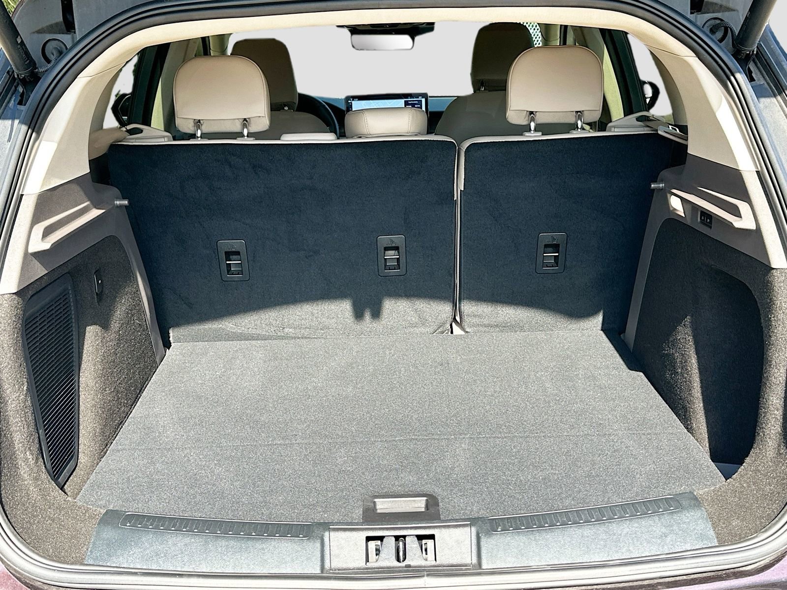 Used 2023 Lincoln Corsair Reserve w/ Equipment Group 201A image 26