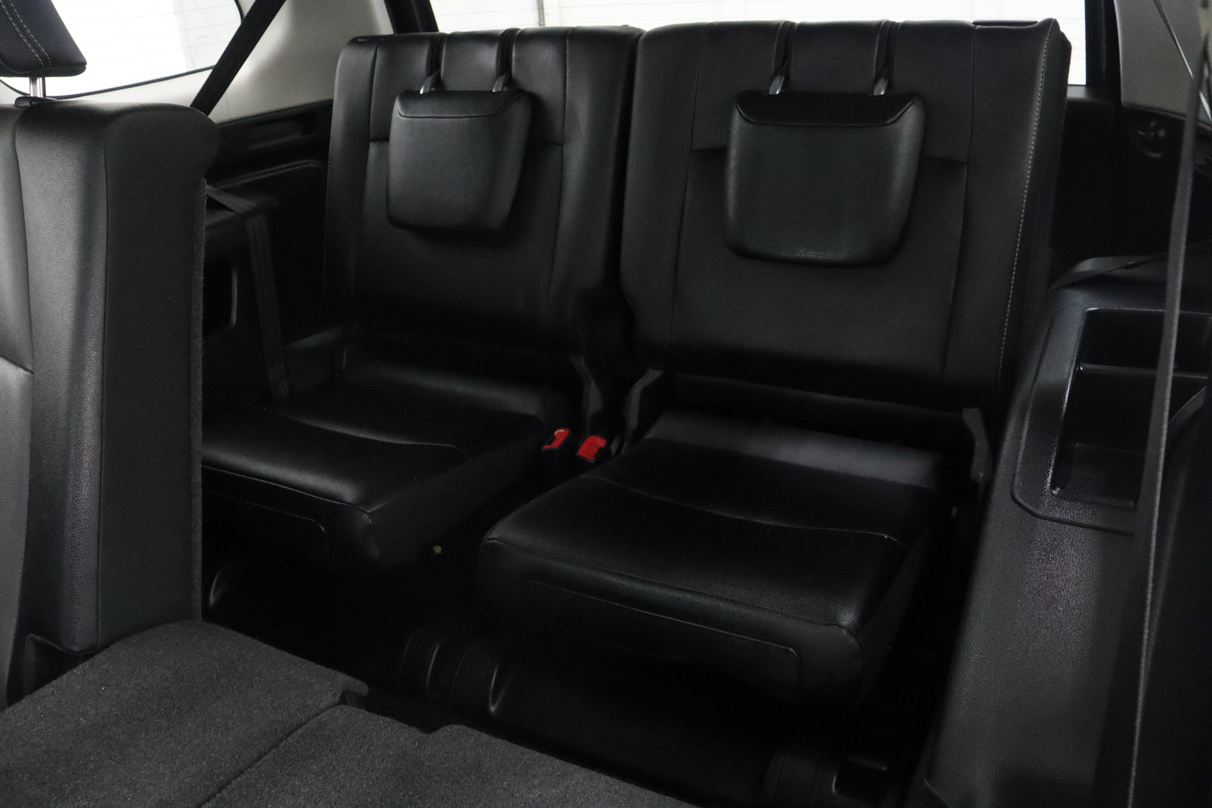 Used 2022 Toyota 4Runner SR5 Premium w/ Moonroof Package RWD image 34