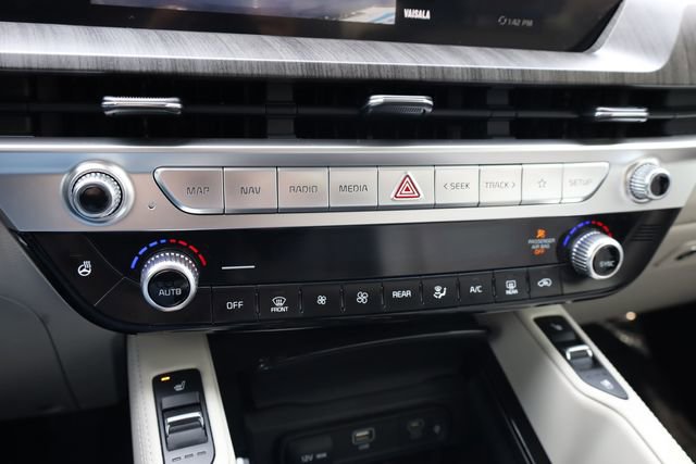 Certified 2023 Kia Telluride EX image 21