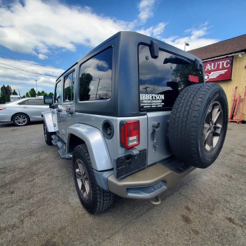 Used 2016 Jeep Wrangler Unlimited Sahara AWD/4WD image 9