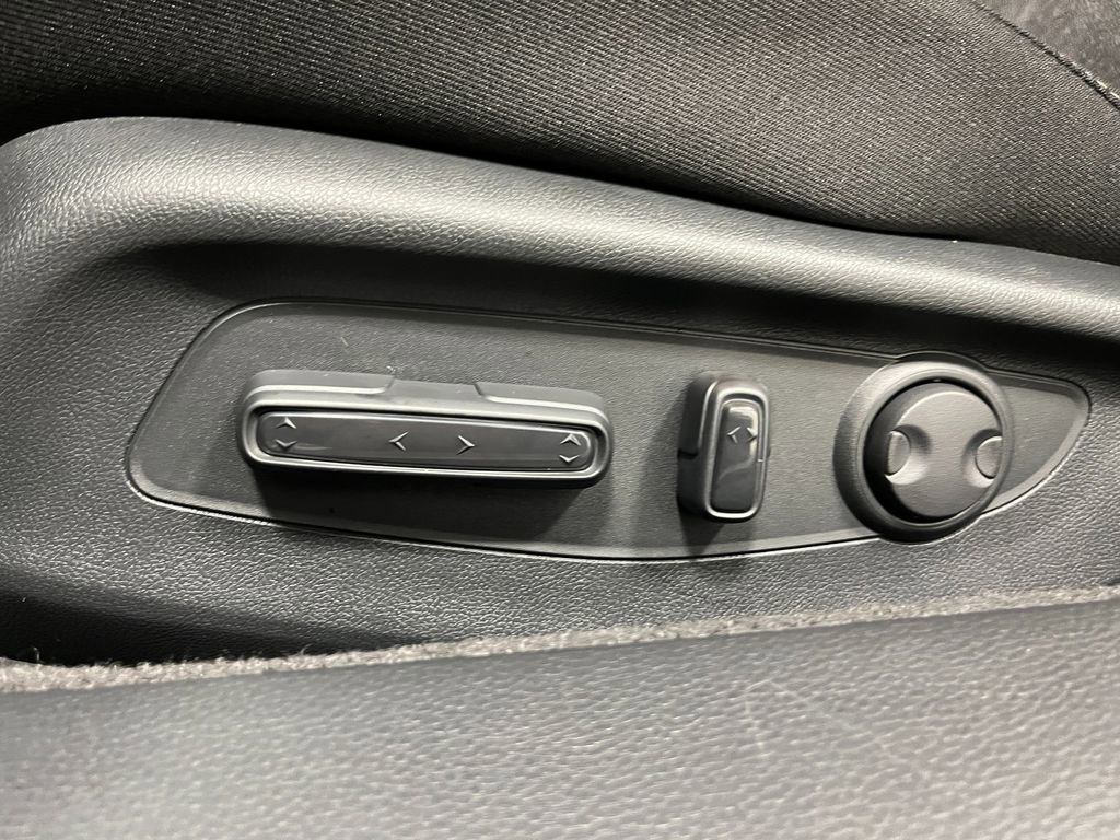 New 2025 Honda Accord SE image 13