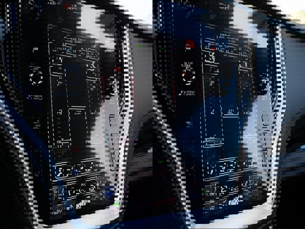 New 2025 Subaru Outback Touring XT image 37