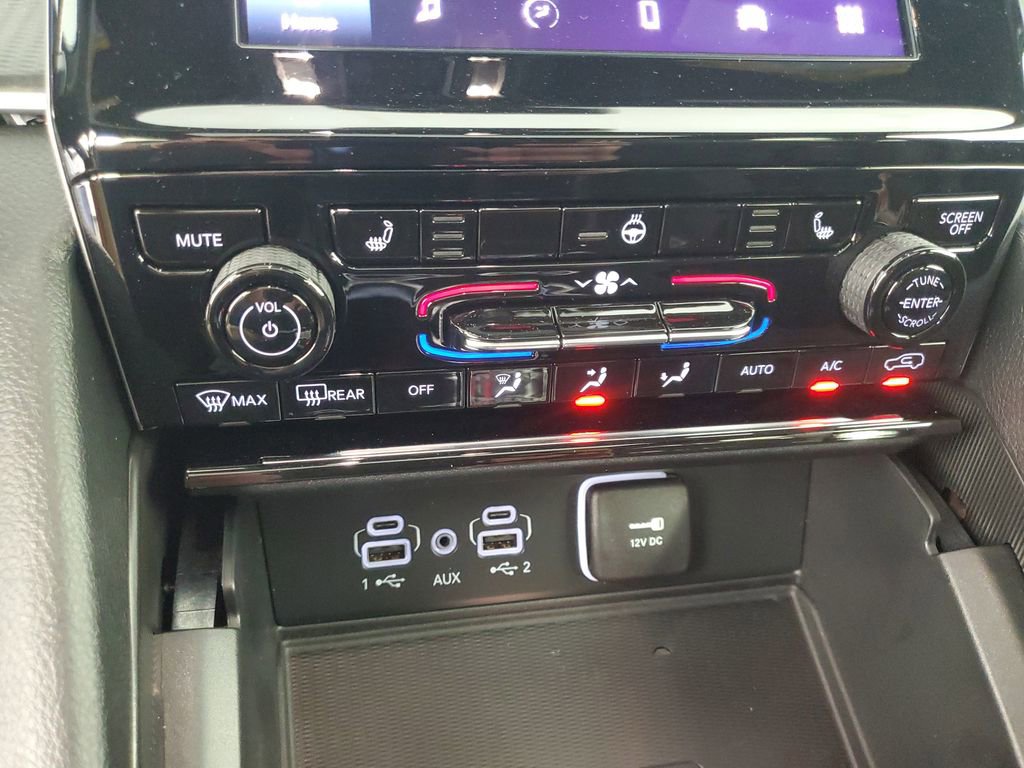 Used 2025 Jeep Grand Cherokee L Altitude image 19