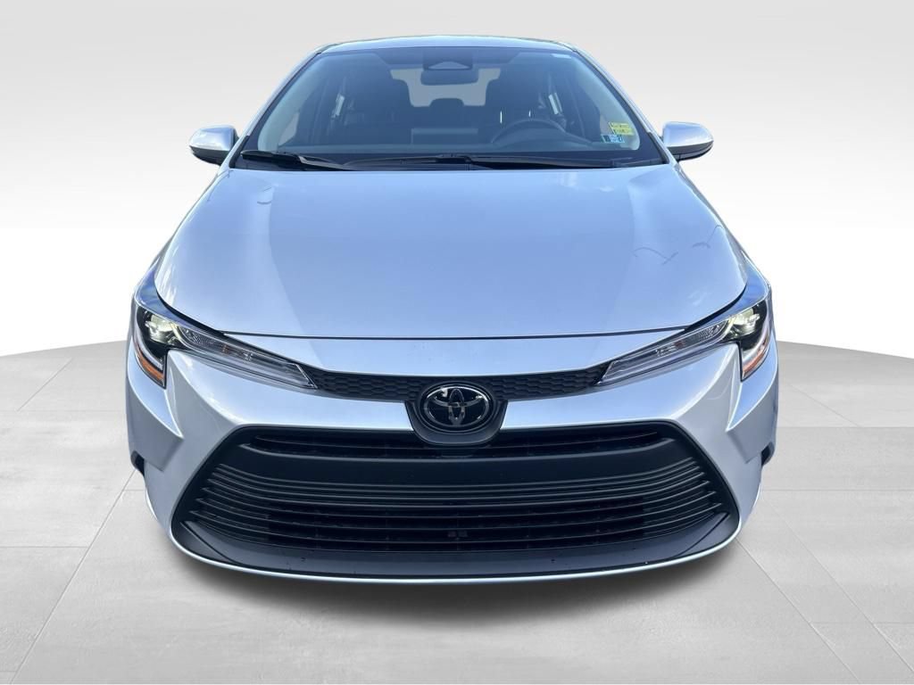 New 2026 Toyota Corolla LE FWD image 8