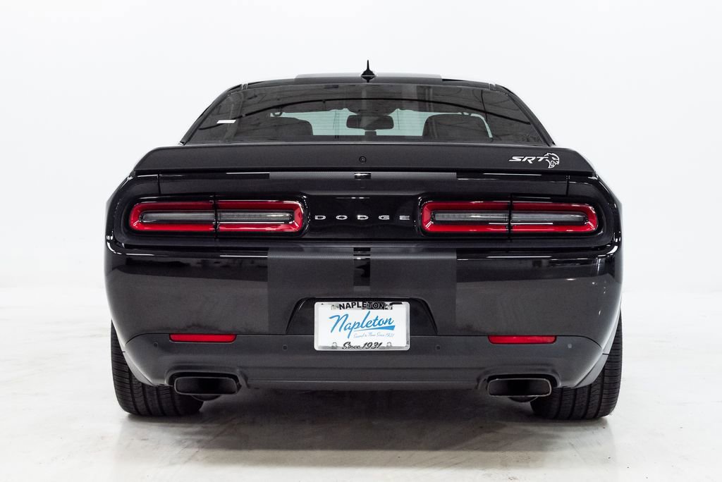 Used 2018 Dodge Challenger SRT Hellcat RWD image 32