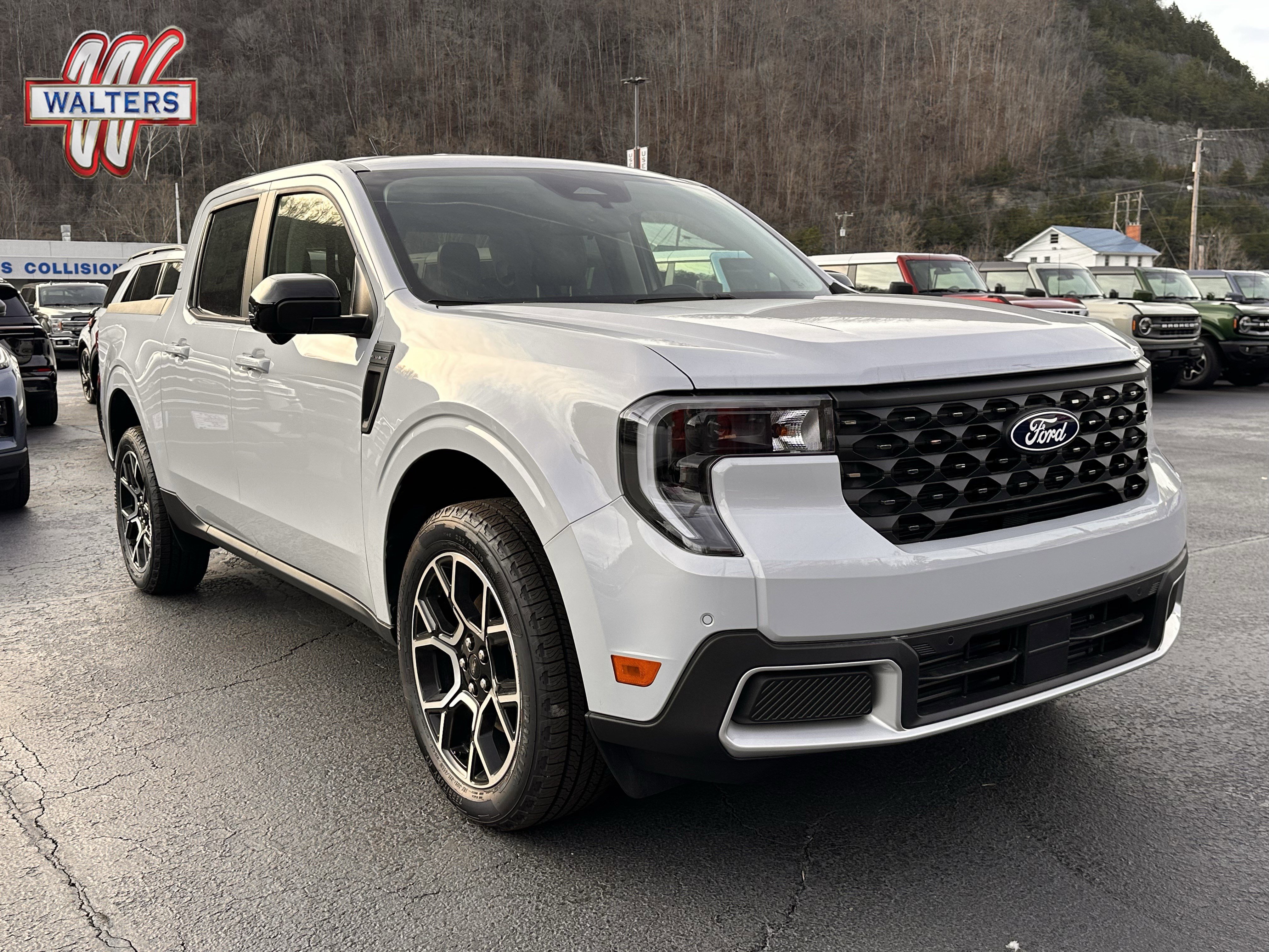 New 2025 Ford Maverick Lariat