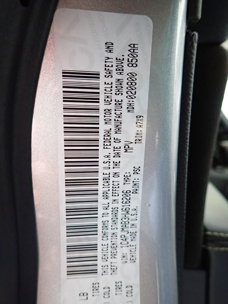 Used 2017 Jeep Cherokee Sport w/ Cold Weather Group image 46