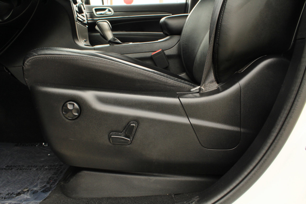 Used 2021 Jeep Grand Cherokee Limited image 49