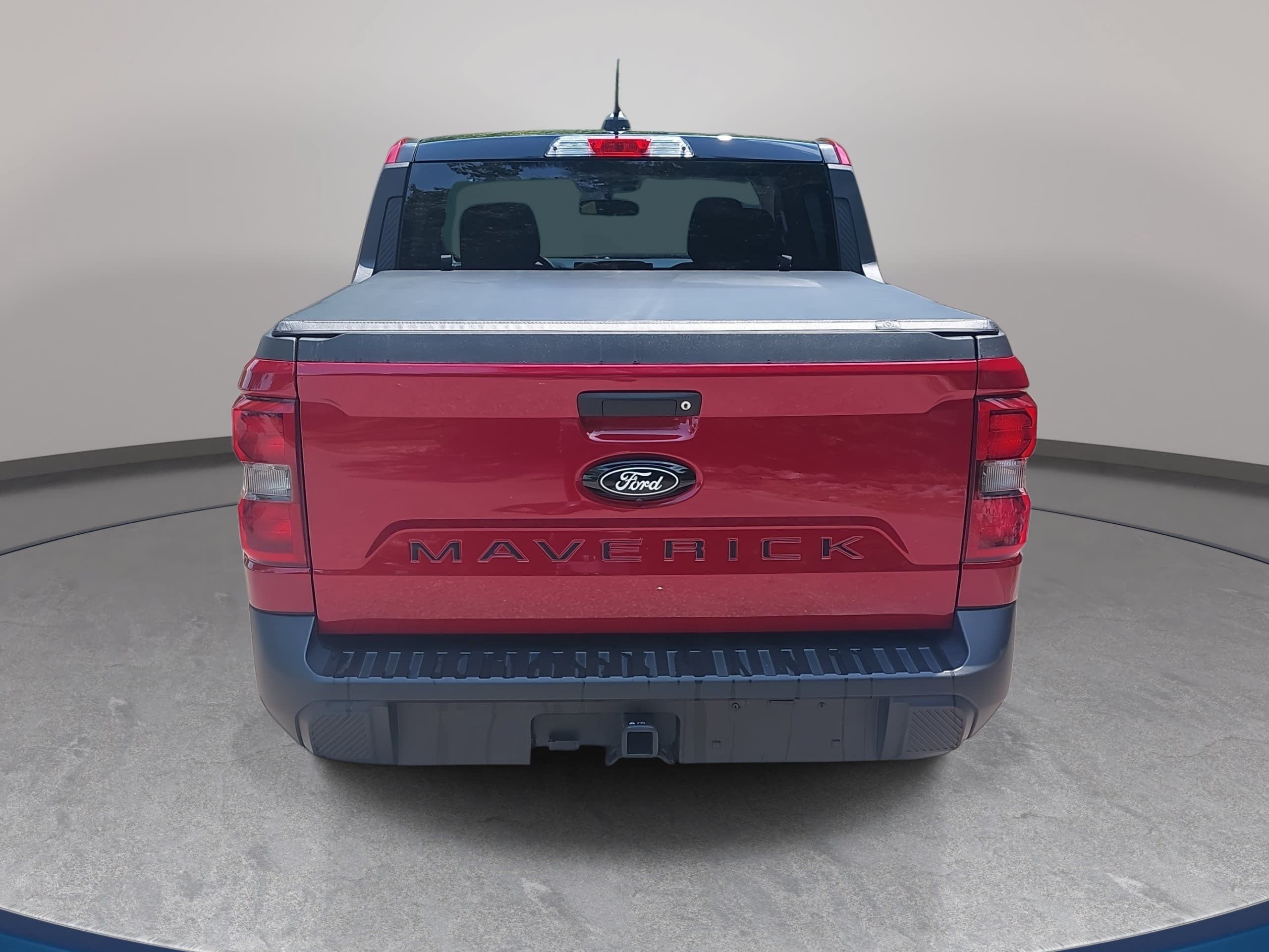 Used 2025 Ford Maverick XLT w/ Equipment Group 301A AWD/4WD image 6