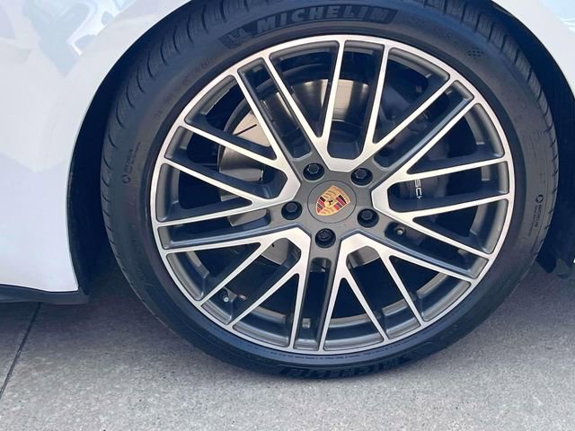 Certified 2024 Porsche Panamera 4 AWD/4WD image 14