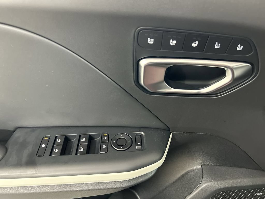 New 2026 Kia K4 EX w/ GT-Line Premium Package FWD image 13