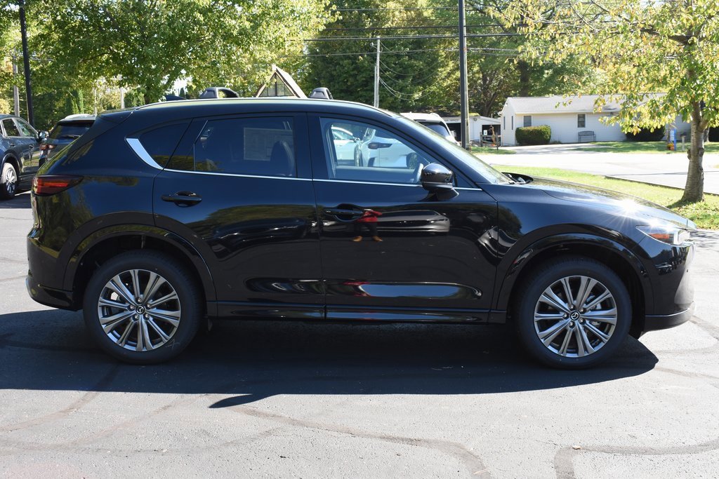 New 2025 MAZDA CX-5 Signature image 5