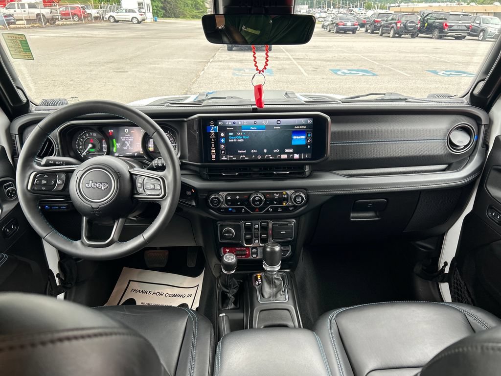 Used 2024 Jeep Wrangler Unlimited Rubicon 4xe AWD/4WD image 12