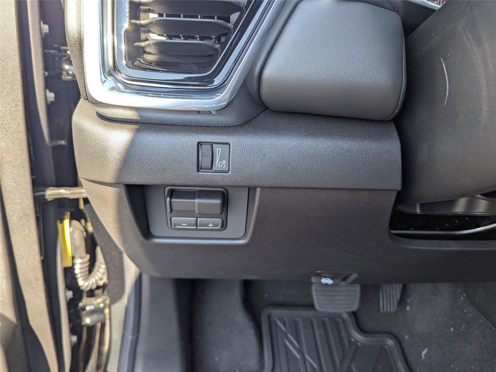 New 2026 GMC Canyon Elevation w/ Convenience Package image 33