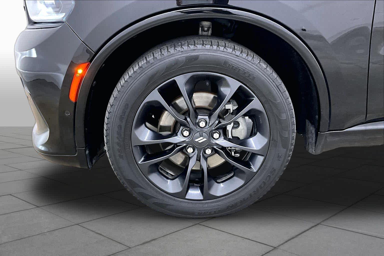 Used 2023 Dodge Durango R/T RWD image 11