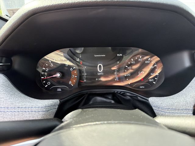 Used 2024 Jeep Compass Latitude AWD/4WD image 17