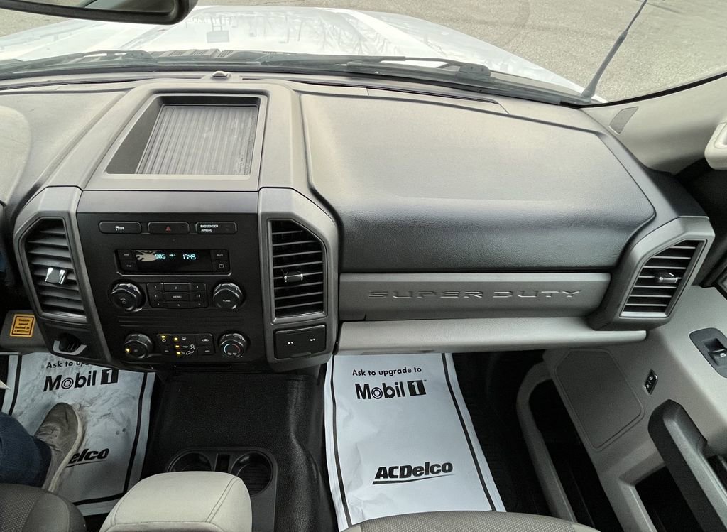 Used 2018 Ford F250 XL w/ Power Equipment Group image 12