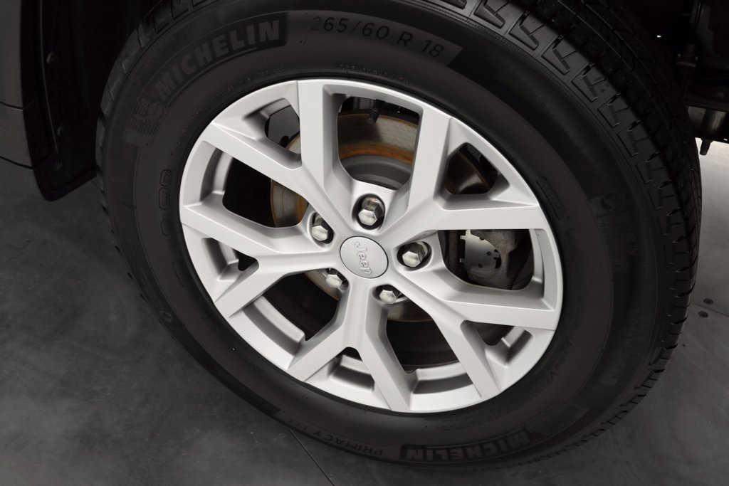 Certified 2022 Jeep Grand Cherokee Limited image 11