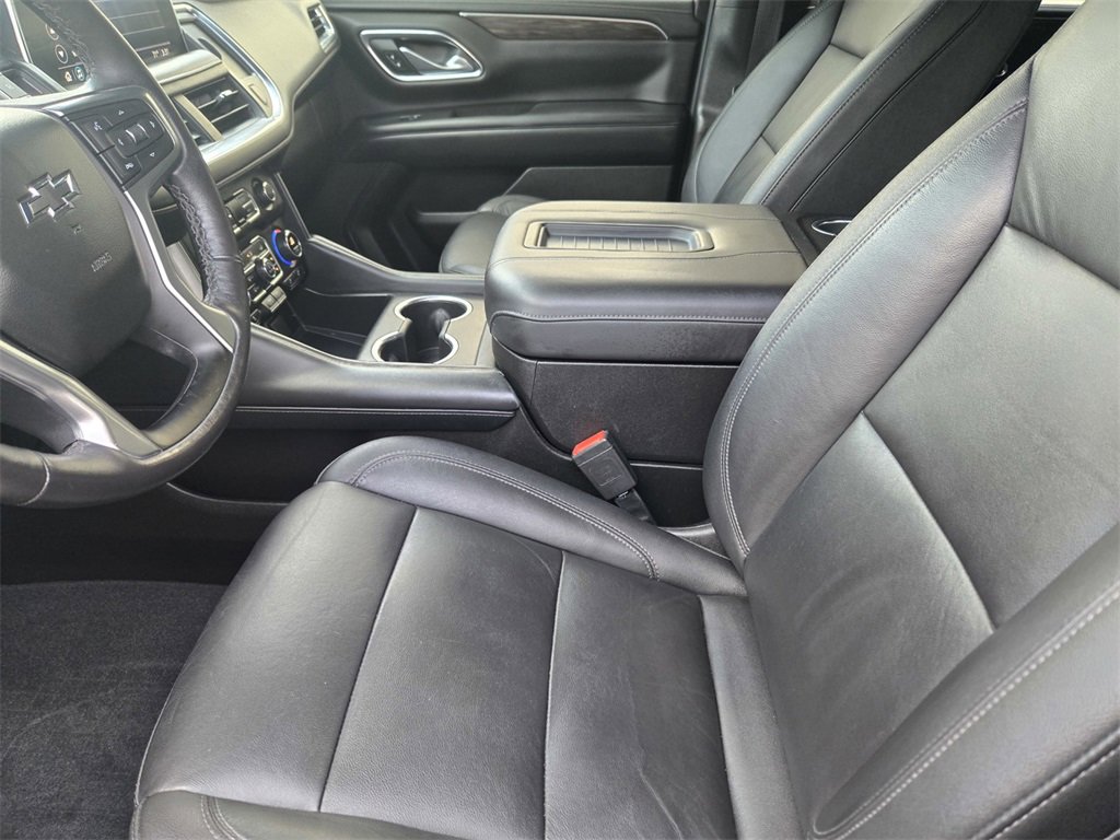 Used 2021 Chevrolet Tahoe Z71 w/ Luxury Package image 12