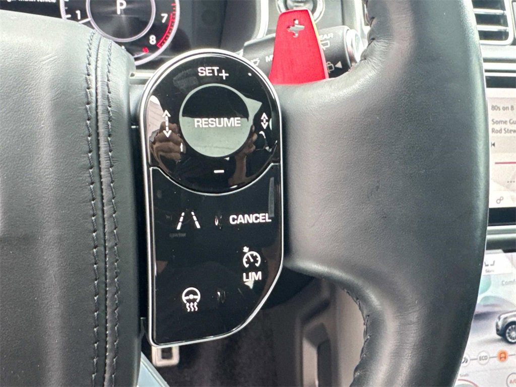 Certified 2021 Land Rover Range Rover SV Autobiography Dynamic image 31