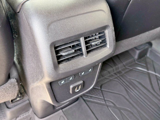 Certified 2021 Chevrolet Equinox Premier FWD image 17